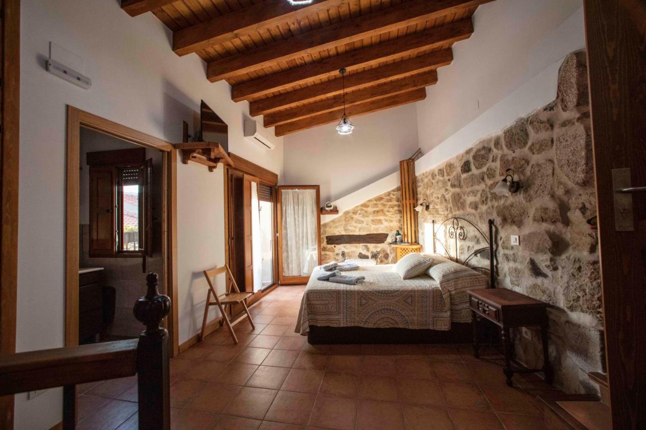 El Capricho 2 Appartement Villamiel Buitenkant foto