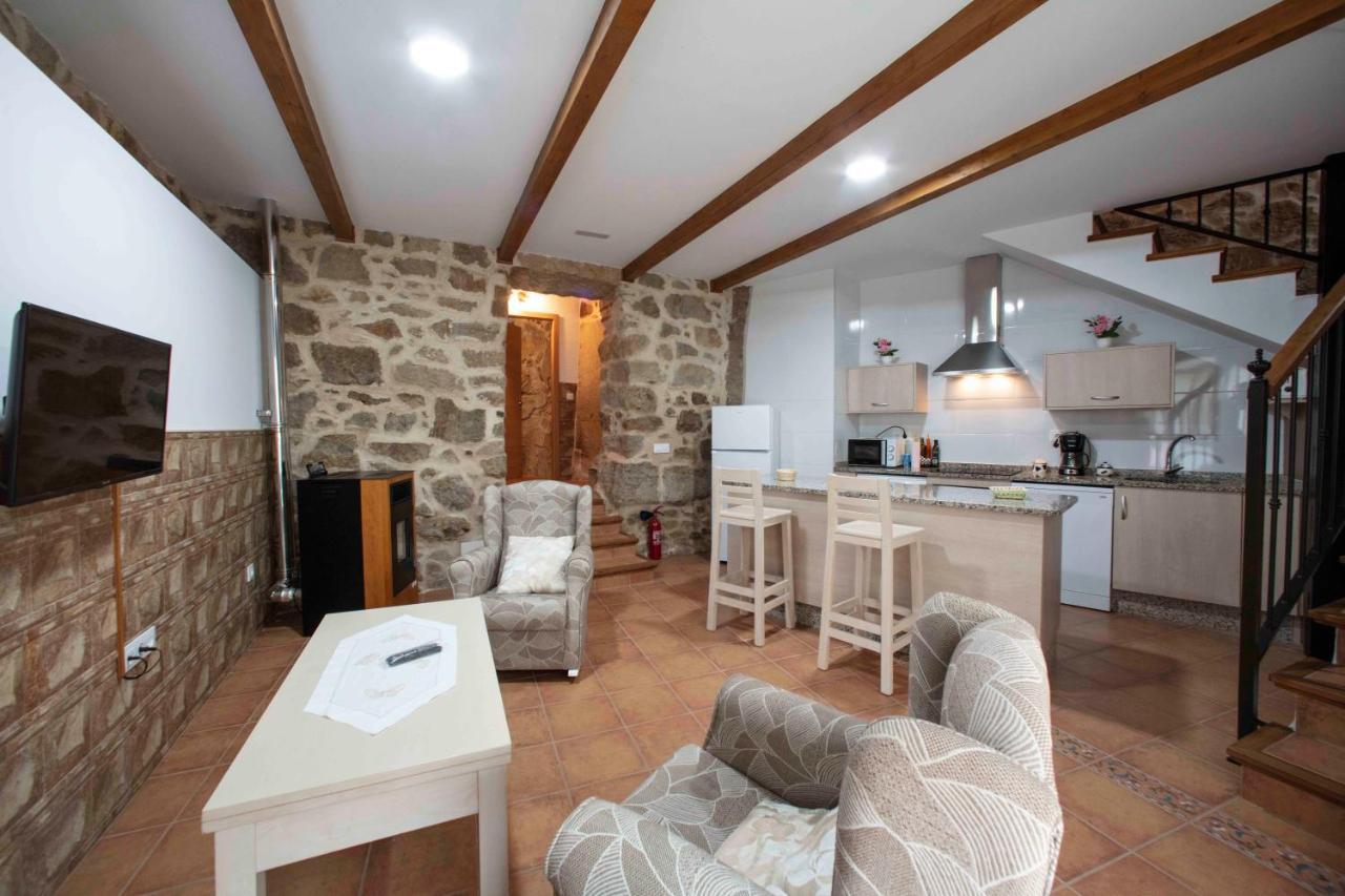 El Capricho 2 Appartement Villamiel Buitenkant foto
